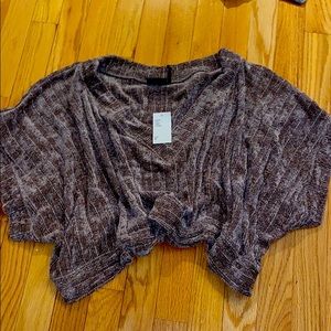Urban Outfitters Boxy Crop Top size M